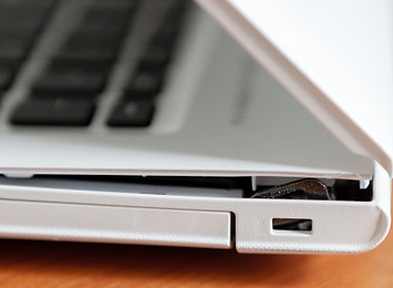 reparacion de bisagras de laptop guayaquil