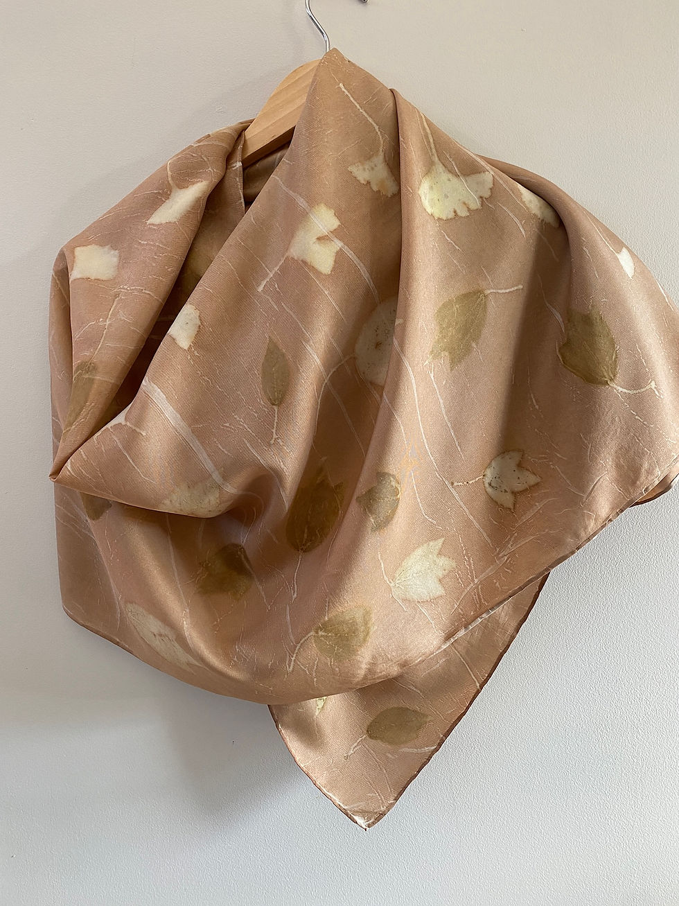 Thumbnail: Silk Wrap