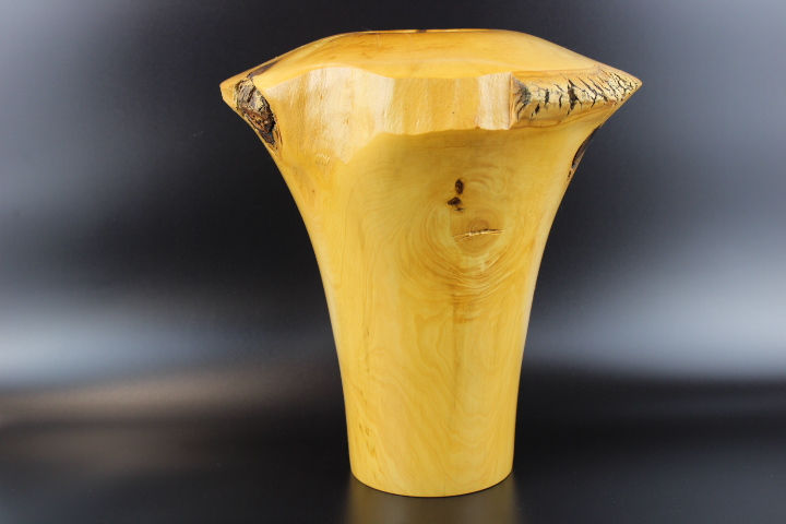 Thumbnail: decorative boxwood vase