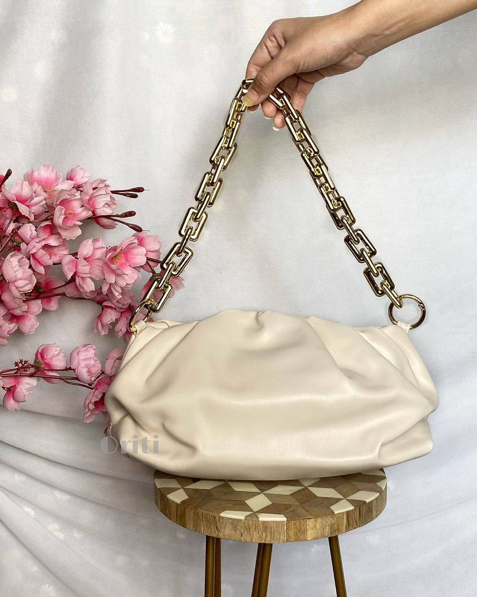 Thumbnail: Cloud Hand Bag with Thick Gold Chain 