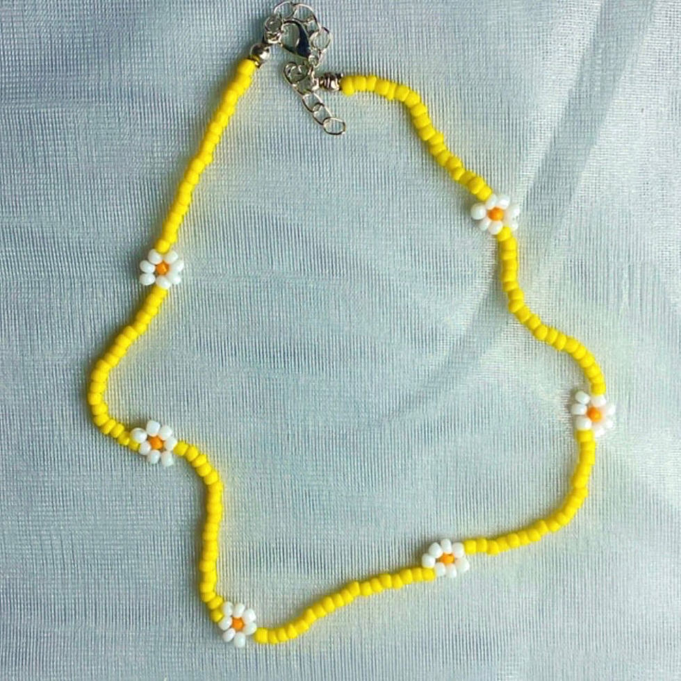 Thumbnail: Glass Beads Flower Necklace