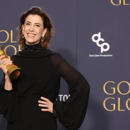 Fernanda Torres é a primeira atriz brasileira a ganhar o Globo de Ouro