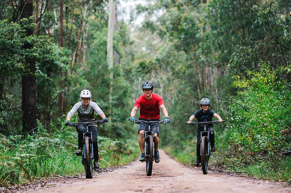 Sunbird Photography Narooma MTB Sammie and Cody
