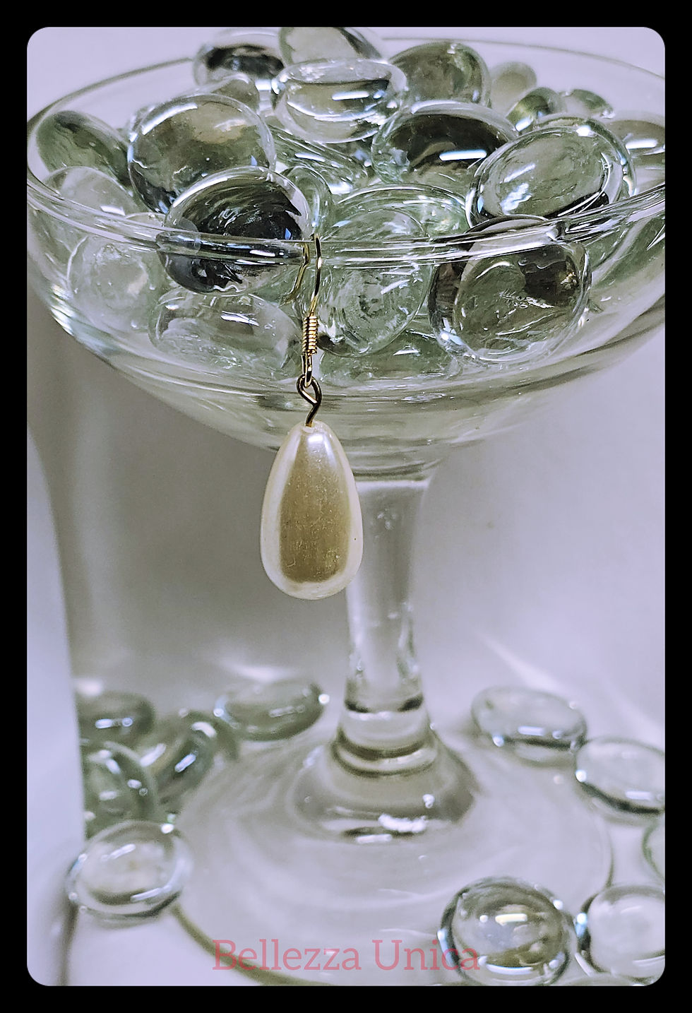 Thumbnail: Dangle Earrings - Faux Pearl