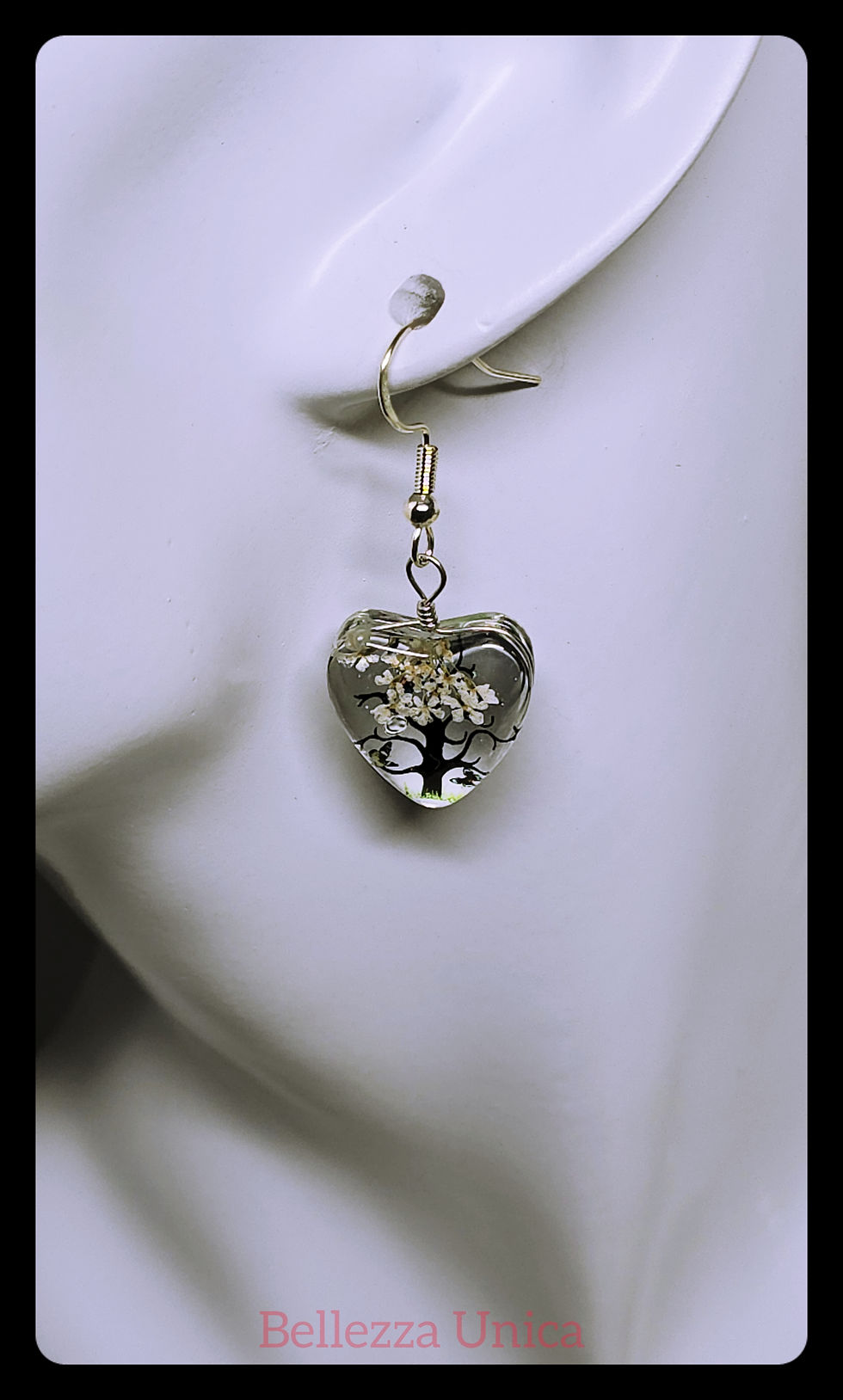 Thumbnail: Dangle Earrings - Dried Flower (Heart) in Resin