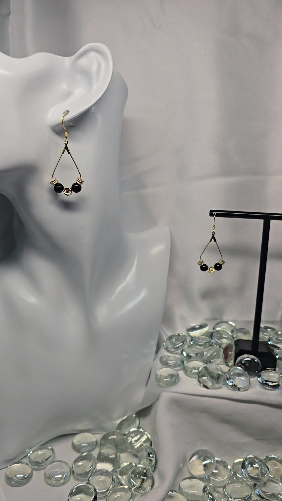 Thumbnail: Tear Drop Earrings with Natural Stone (Black Agate)