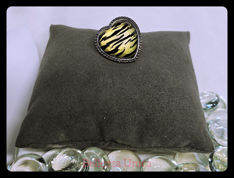 Thumbnail: Stud Earrings - Leopard Print Heart