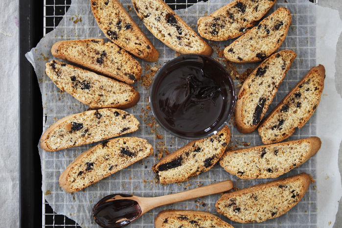 Çikolatalı Hindistan Cevizli Biscotti