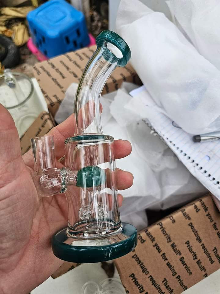 Color Trim Cylindrical Water Pipes