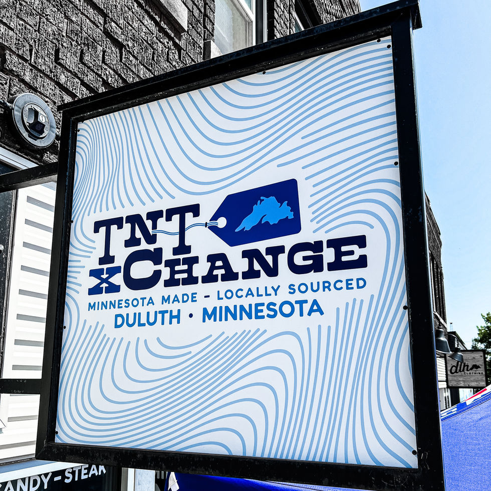 TNT_XCHANGE_SIGNAGE_05