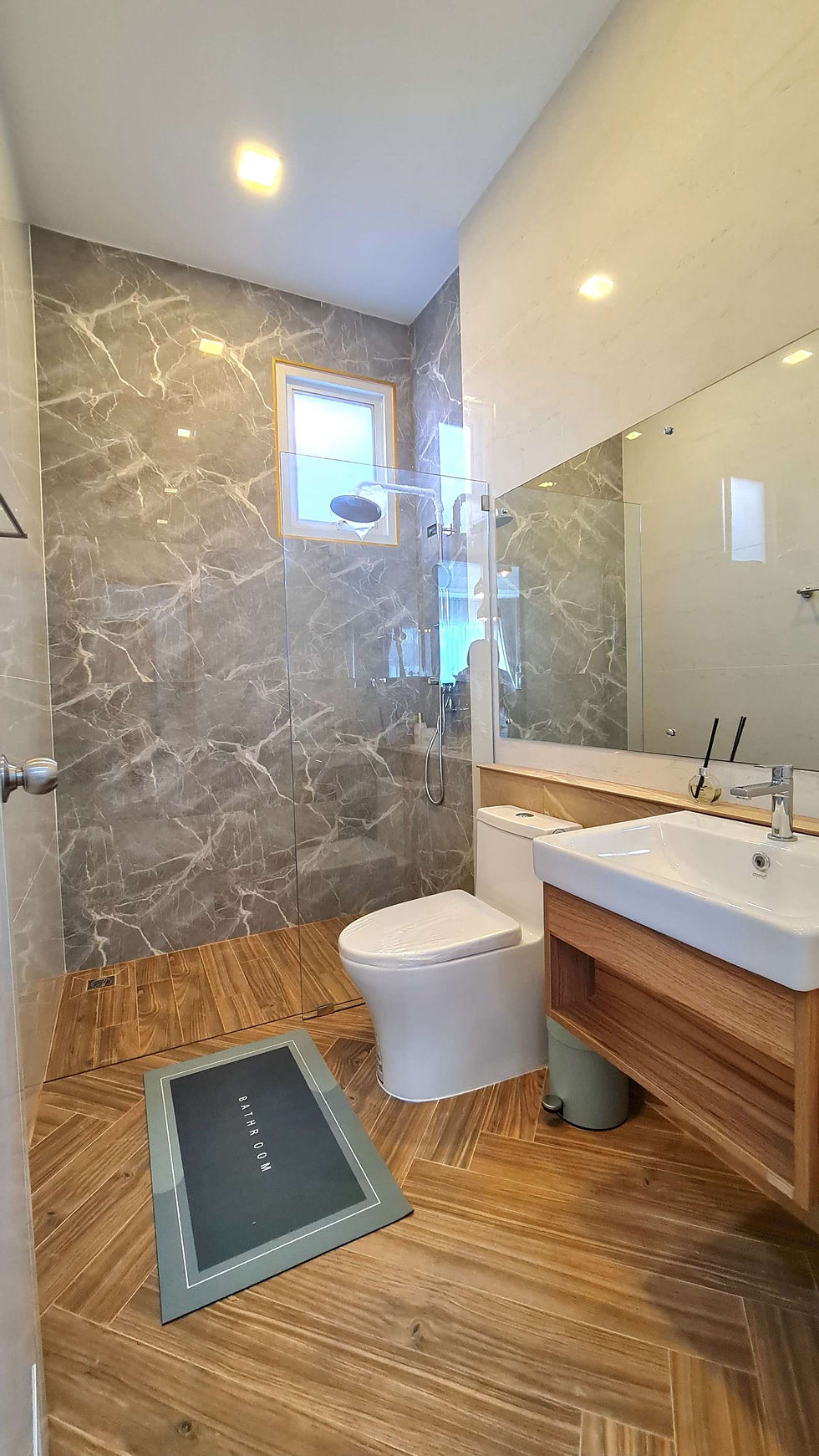 ภาพขนาดย่อ: โครงการจักรวาลแลนด์