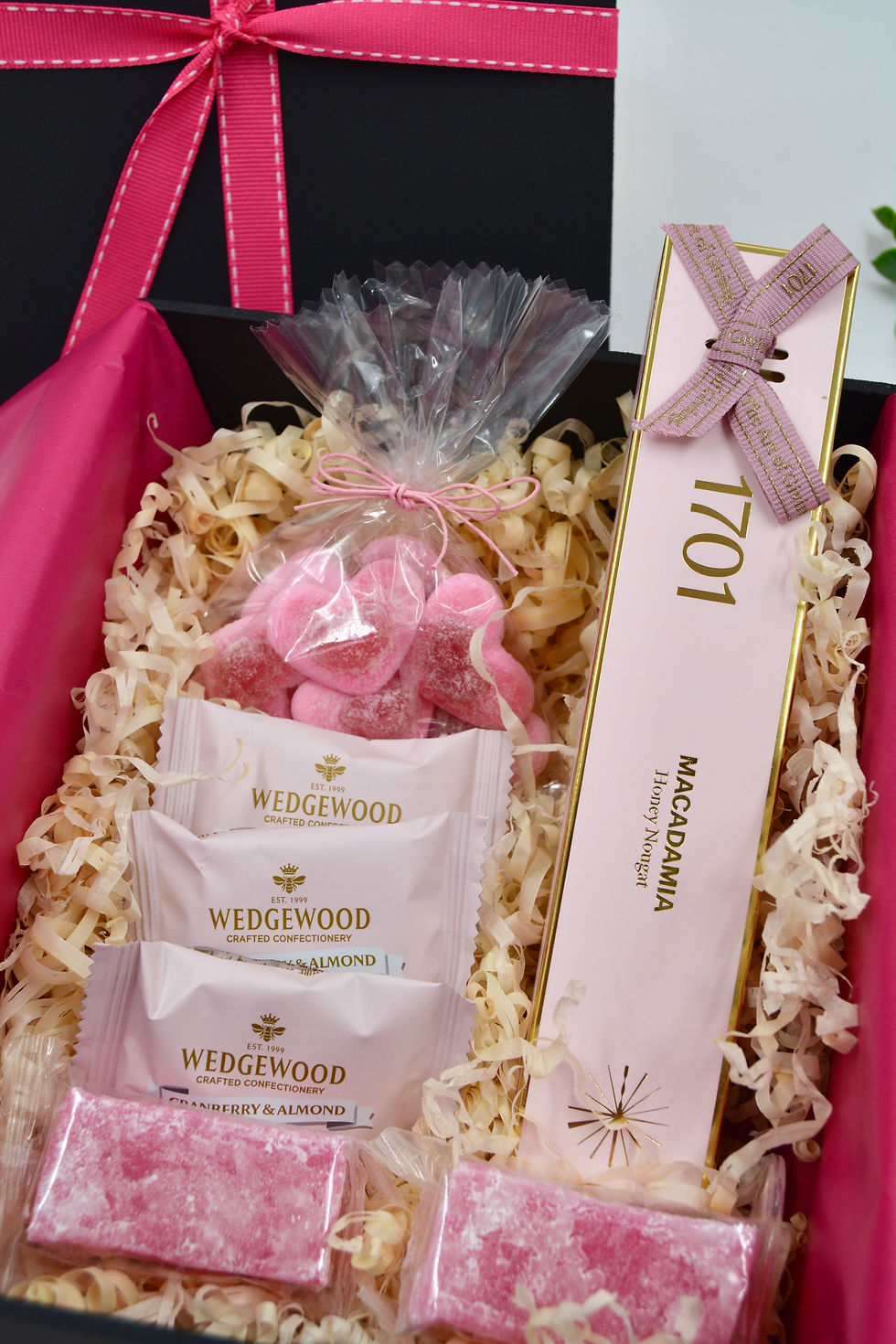 Thumbnail: Pink Treats Box