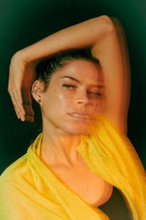 Shiny gold