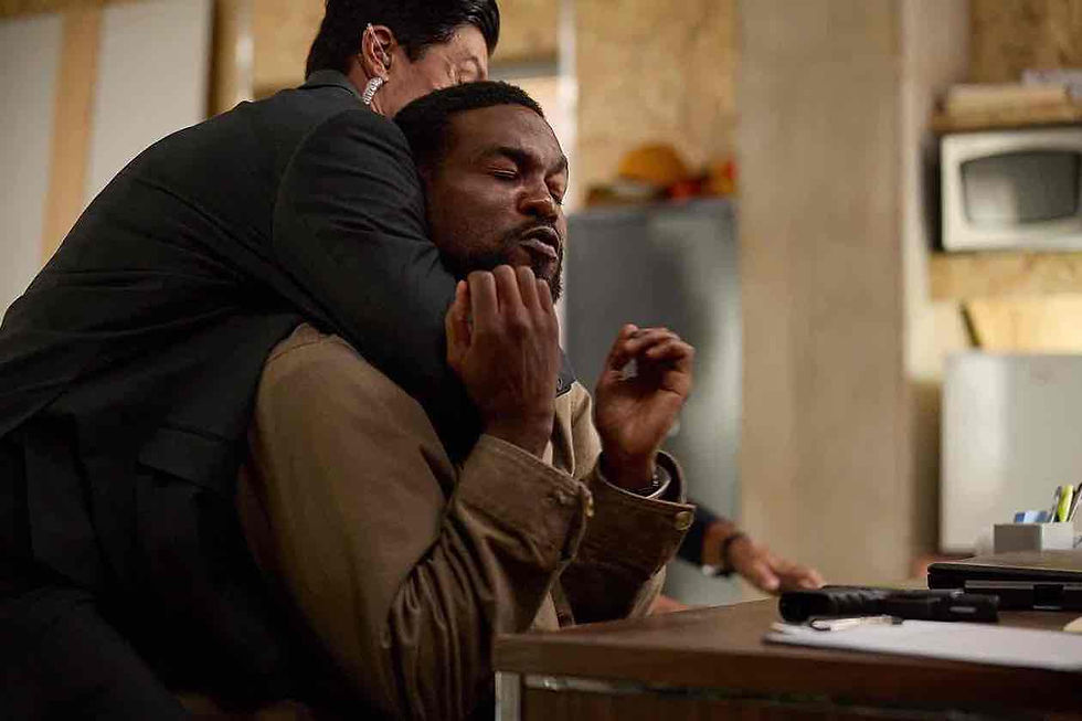 Cena da série Homem em Chamas - créditos Netflix