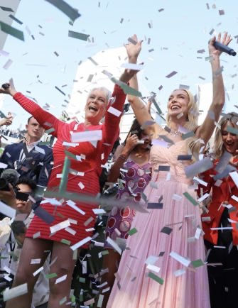 Jamie Lee Curtis e Lindsay Lohan /Créditos Divulgação/ Disney/ Getty Images