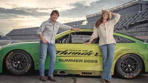 Tom Cruise e Anne Hathaway estrelam 'Dias de Trovão', novo filme da Paramount Pictures