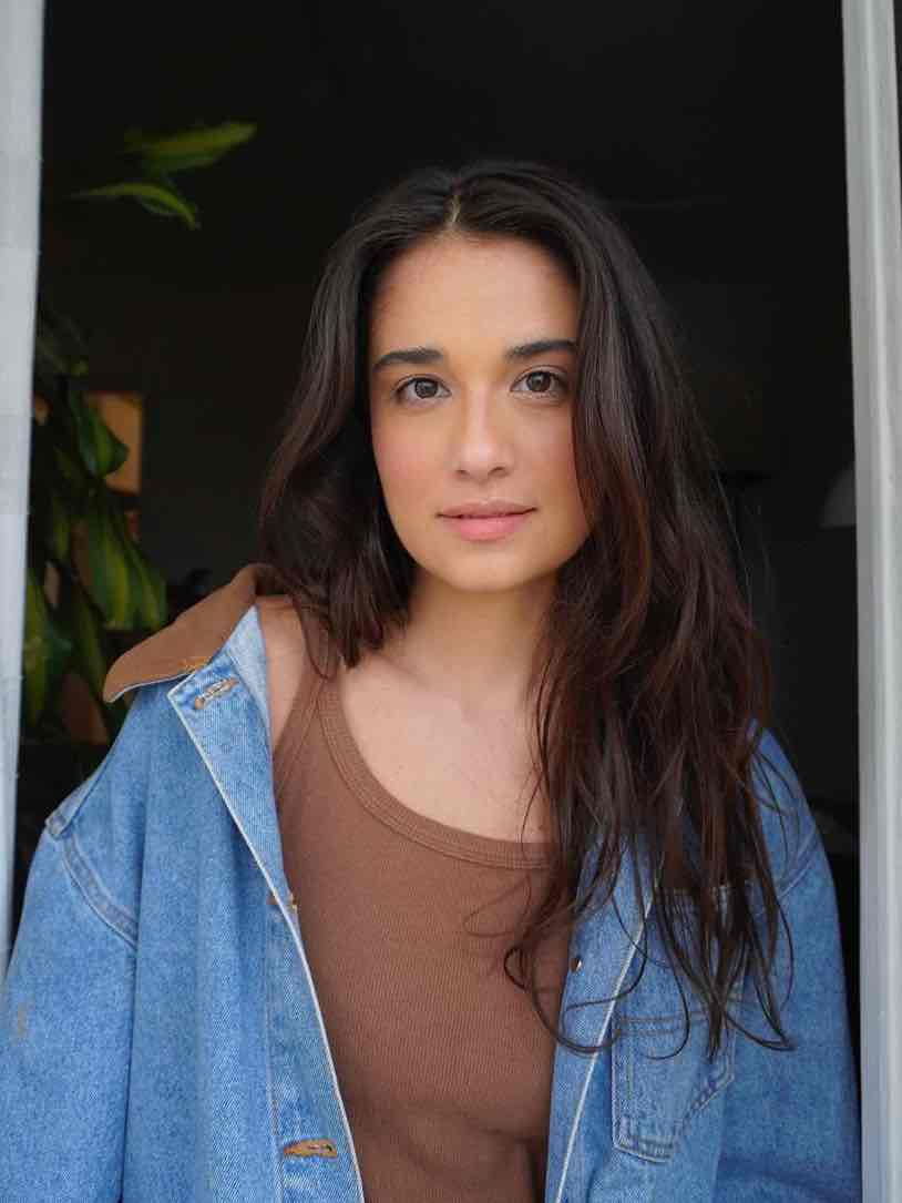 Amanda Azevedo fala sobre indicação de “Melhor Atriz de Comédia” no Rio Webfest e revela expectativas para o evento