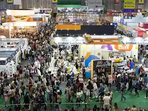 Editoras celebram crescimento de até 70% em vendas no primeiro fim de semana da Bienal do Livro Rio 2025