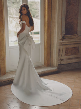 ENZOANI | Blue by Enzoani Wedding Dress - TRISHNA  - Js Couture Bridal Shop - Marylebone LONDON