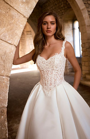 Etoile-GLORIELLE-Lace-Ballgown-Wedding-Dress-Js-Couture-London.jpg