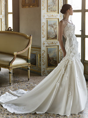 Js Couture Bridal London - ÉLYSÉE Atelier Wedding Dress - CARMINA