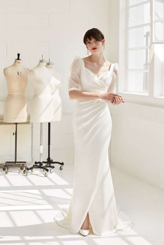 Ellis Bridals
EVA wedding dress
now on SALE - Js Couture London