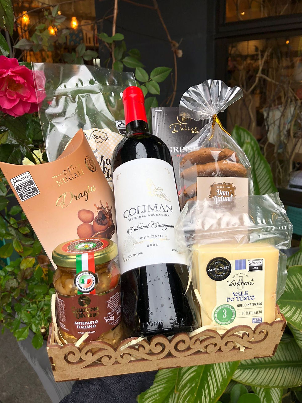 Cesta Mix Com Vinho