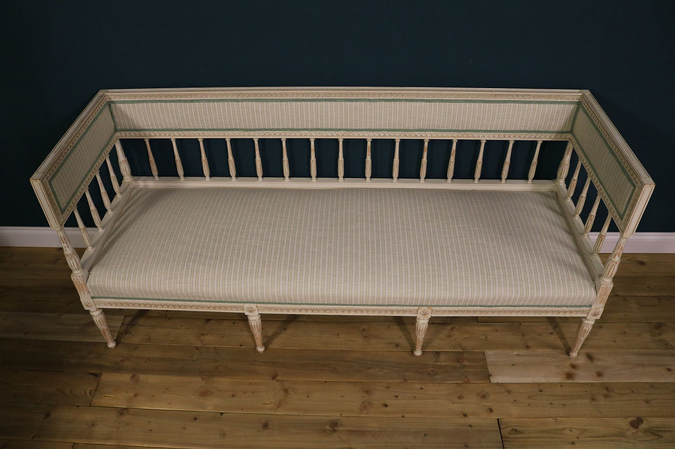 Thumbnail: Gustavian sofa