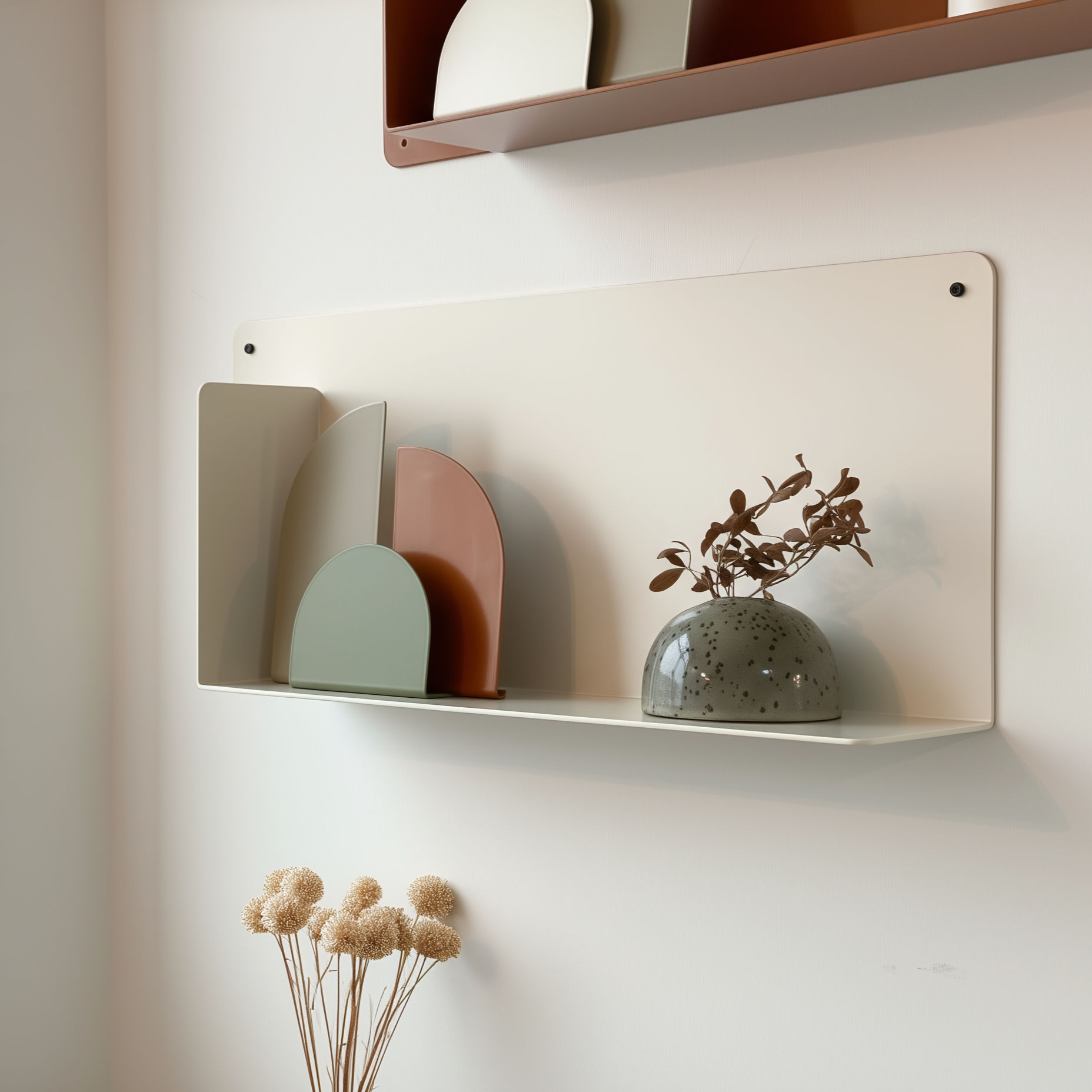 מדף מתכת קרם - 60 סמ 