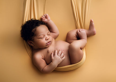 Sleeping baby hammock - Eva Fairchild