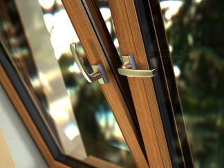 Shopping for windows? Vous magasinez pour des fenêtres?