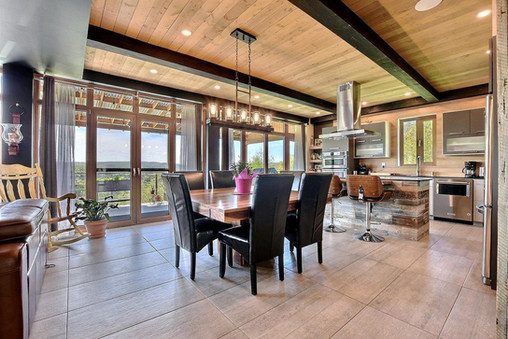 Saint-Sauveur portes et fenêtres triple vitrage avec VST