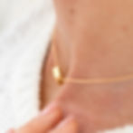 Collier court 3 petits cubes fabriqué à Bruxelles en plaqué or