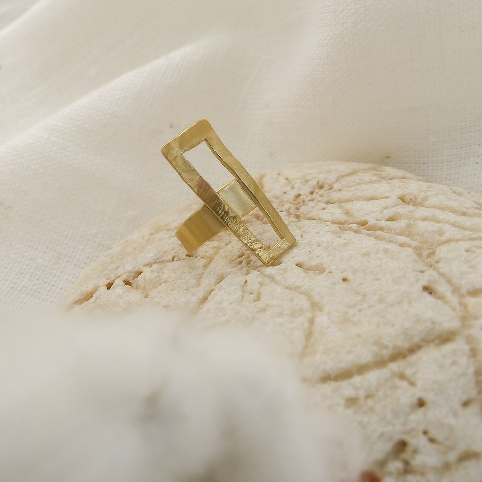 Thumbnail: Zefiria: Ring
