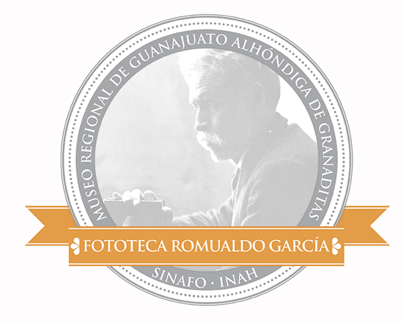 Fototeca Romualdo García