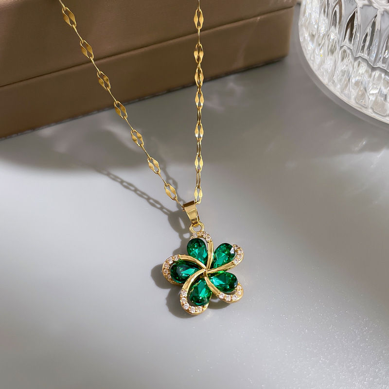 Green Zircon Flower Pendant Necklace