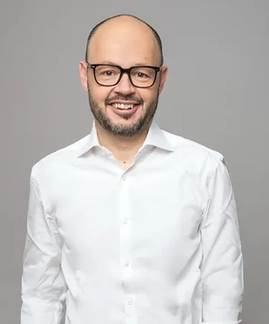 Dr. Franz Bailom
Gründer und
CEO