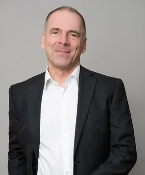 Werner Müller
Associate Partner, Head of
Customer Support