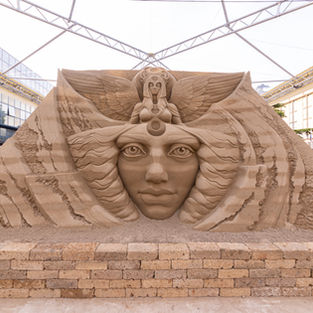 sand sculpture jesolo Italy, woman warrior