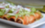 12 Tacos dorados de frijolitos.