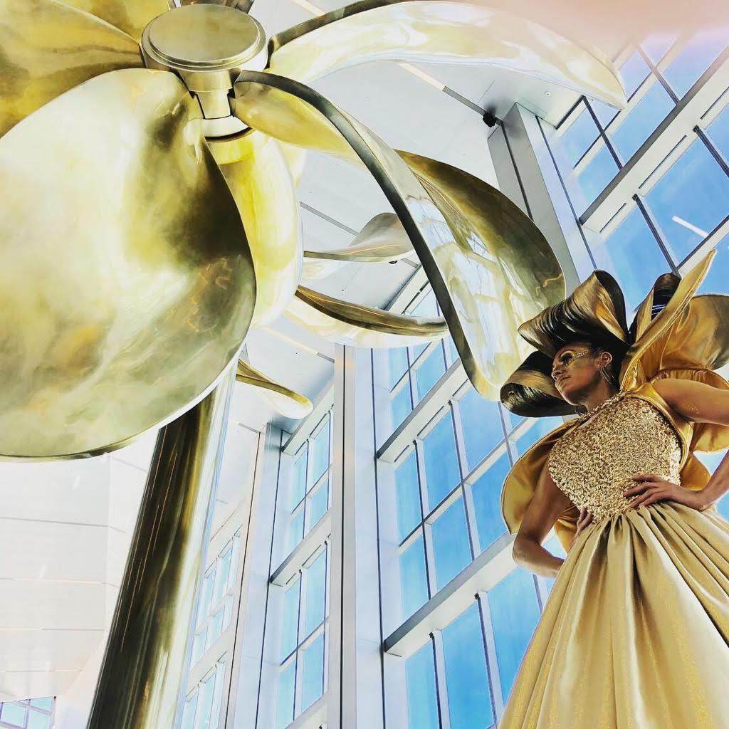 Golden Giant Greeter