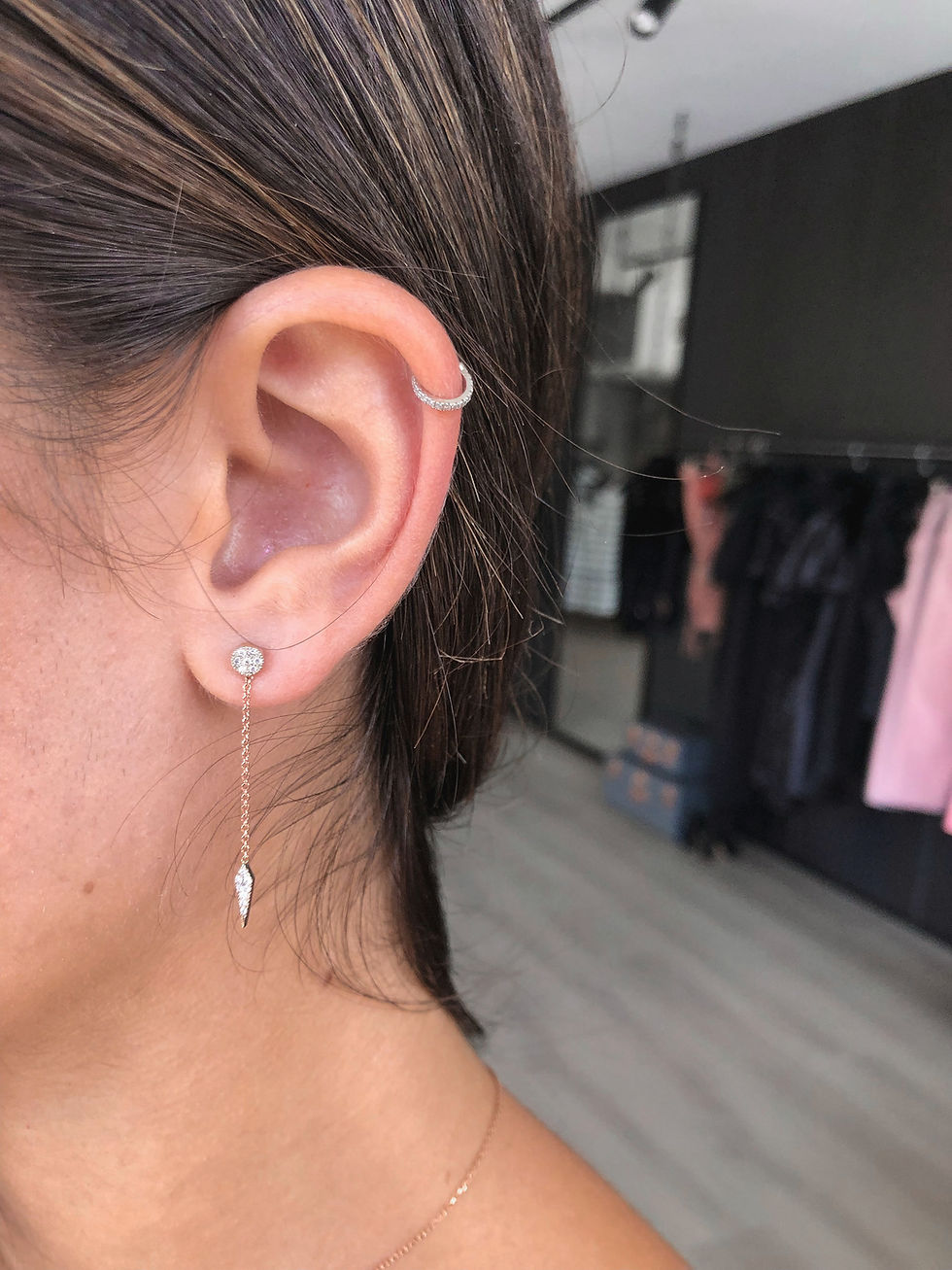 תמונה ממוזערת: Single Triangle diamond necklece earring