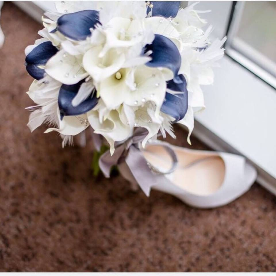 Calla Lily Bouquet & Bridal Shoes