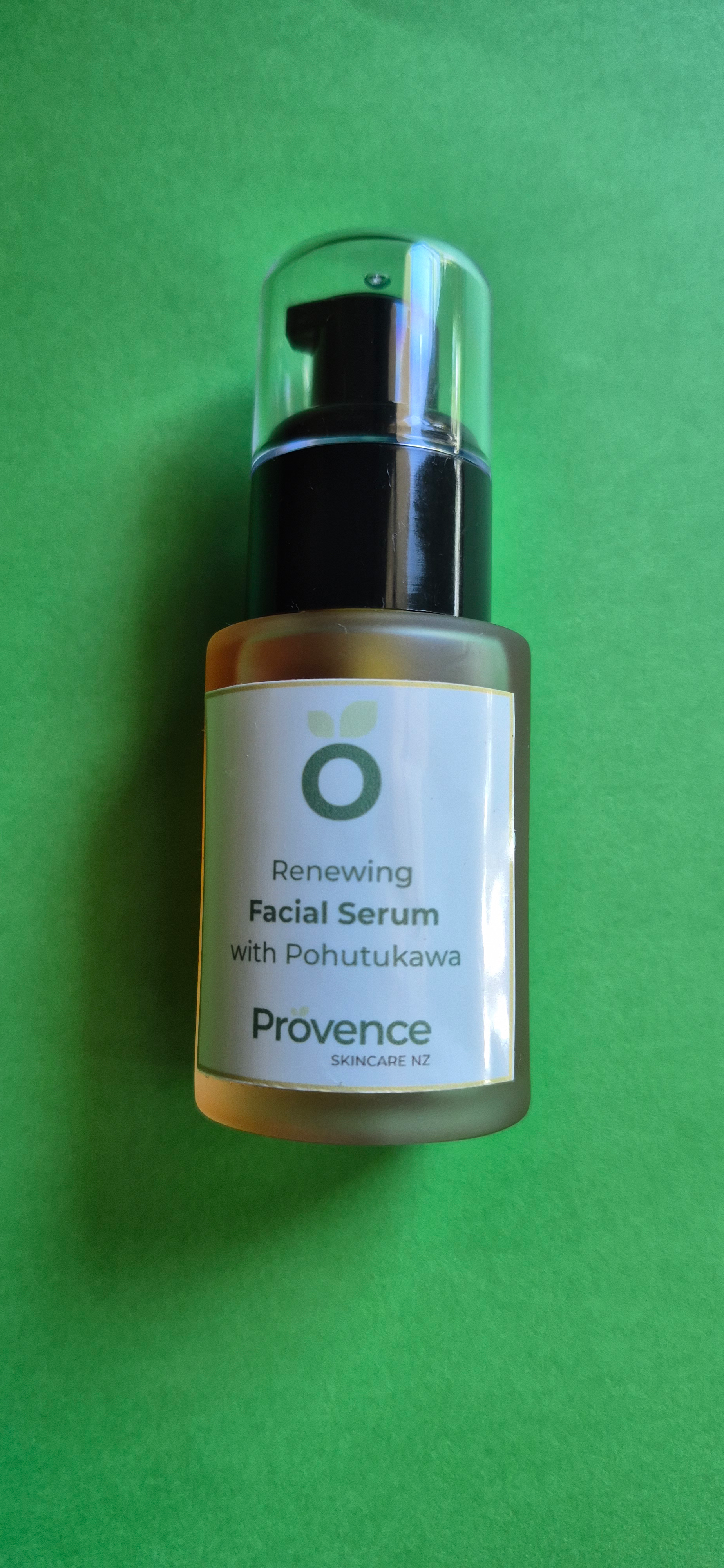 Renewing Facial Serum with Pohutukawa