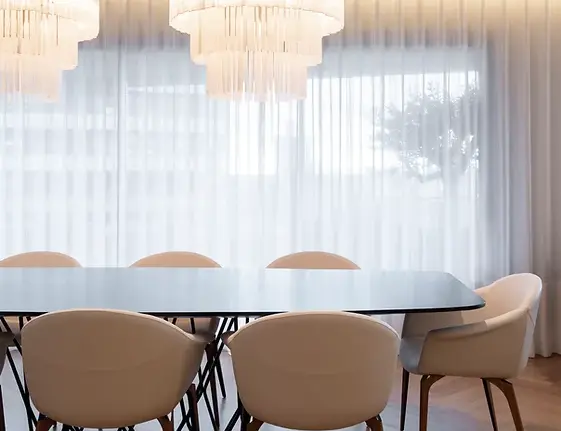 Studio FOS arquitetura interiores iluminação estar jantar pendente cristal rocha design aver metais led automação sanca iluminar