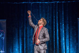 25.01.19: Christoph Kuch
– Mentalmagier –
Ich weiß