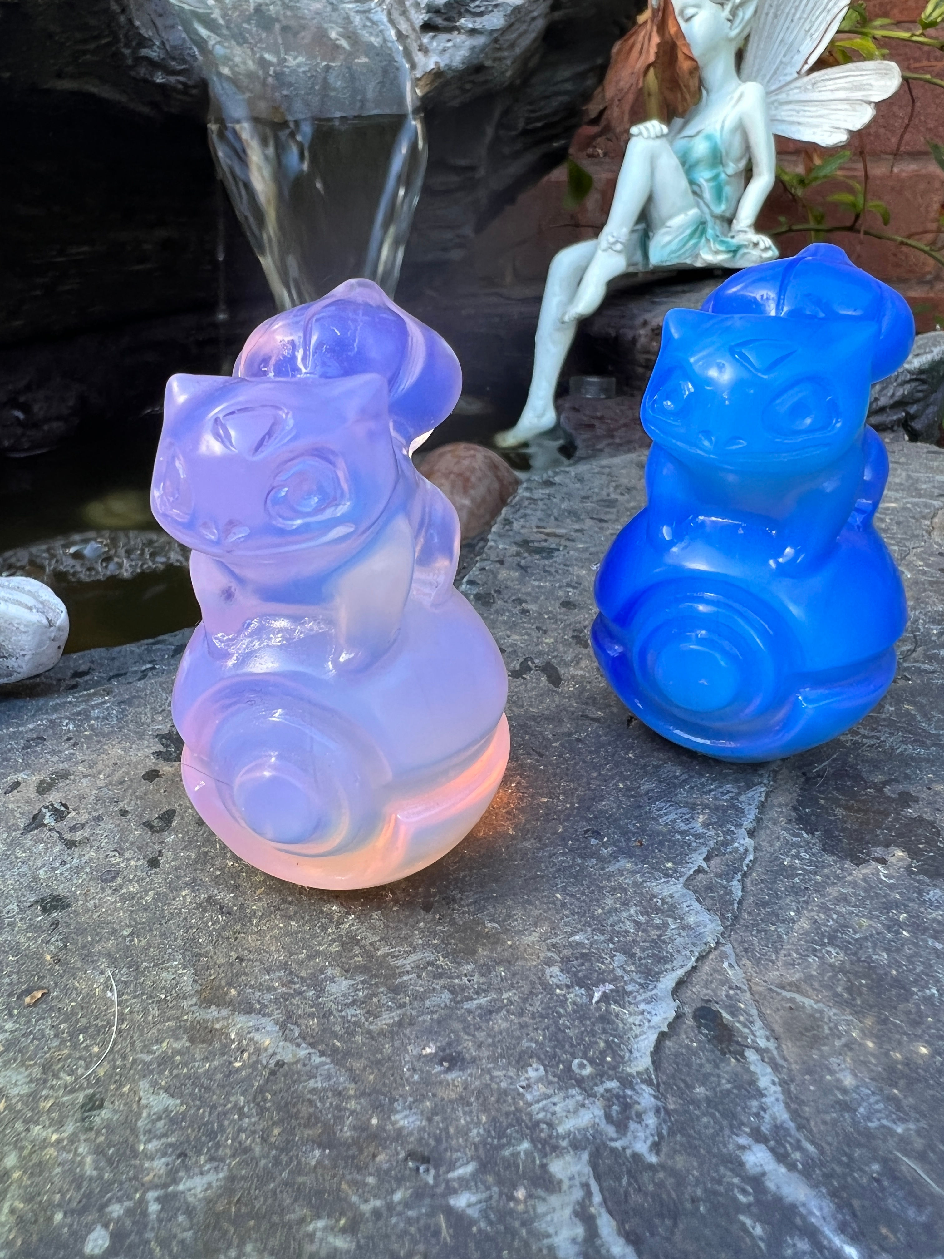 Bulbasaur Carving on Pokemon Ball