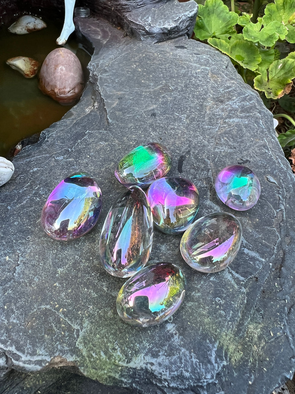 Thumbnail: Deep Aura Quartz Tumble Stone
