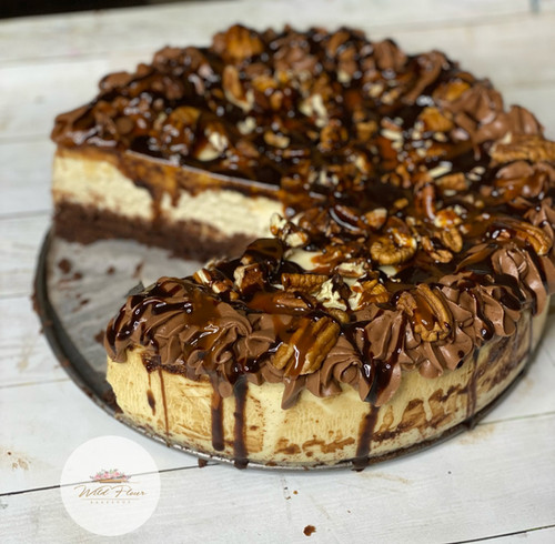 Turtle Cheesecake | Wildflour Bakeshop