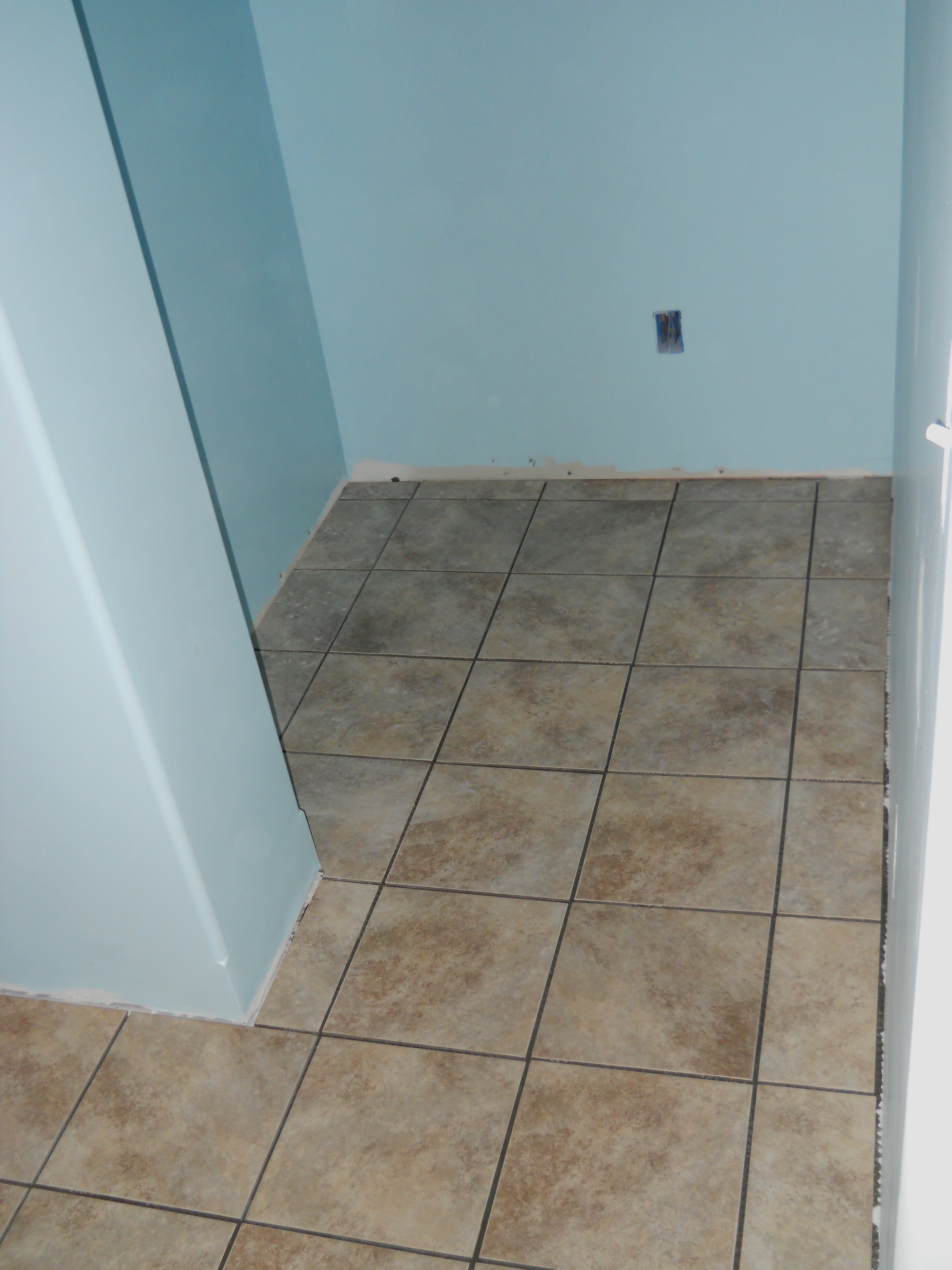 R&T Flooring (615)9005627 Nashville Tile floor installers bathroom